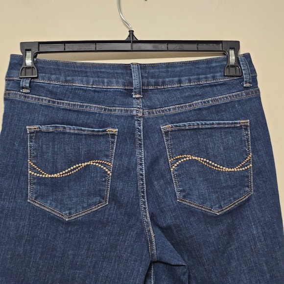 Lee Women's Jeans 10 Medium Blue Bermuda Curvy Fit Mordern Fit 0557 - Picture 10 of 13